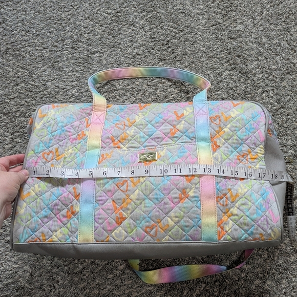Luv Betsey Betsey Johnson Grey Rainbow Quilted Weekender Bag W Trolley Sleeve - Picture 13 of 15